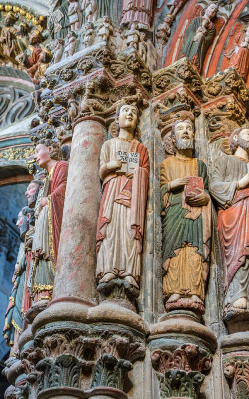Apóstoles en el Pórtico del Paraíso