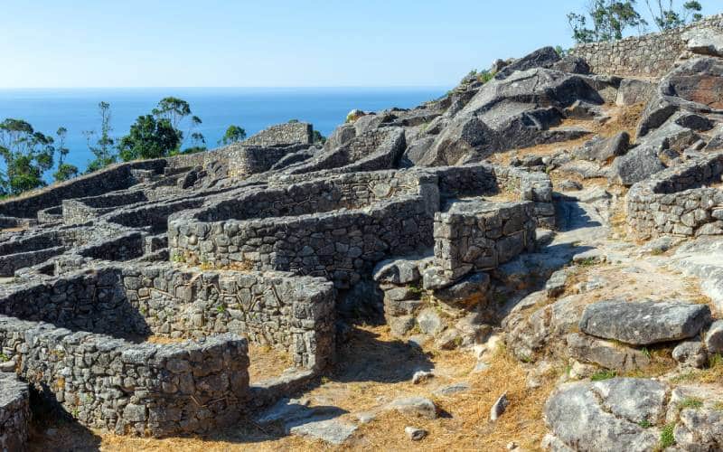 Viviendas y edificios del castro de Santa Tecla