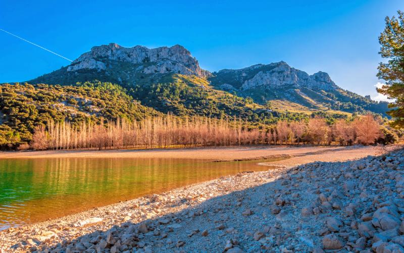 Montañas en torno al Gorg Blau mallorquín