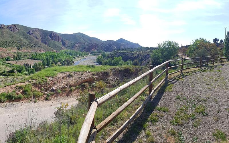 Ruta de la vía verde cerca de Arnedillo