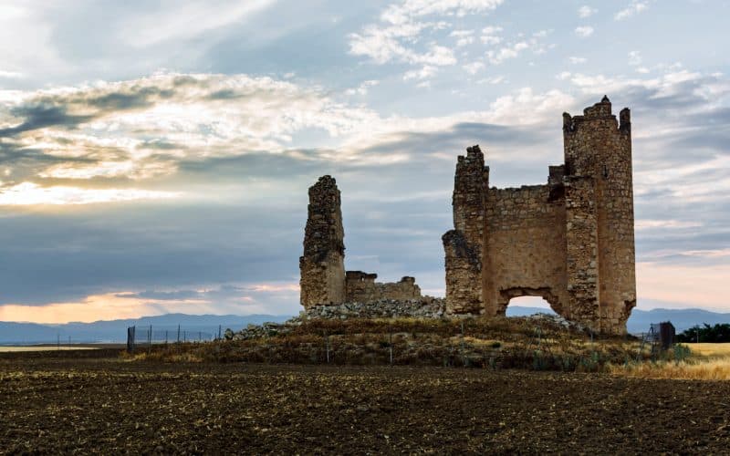 Ruinas del castillo de la Caudilla o Rivadeneyra