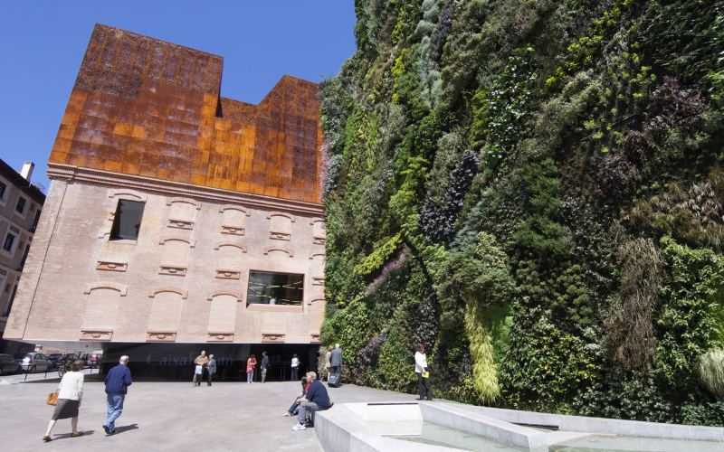 El jardín vertical de CaixaForum de Madrid
