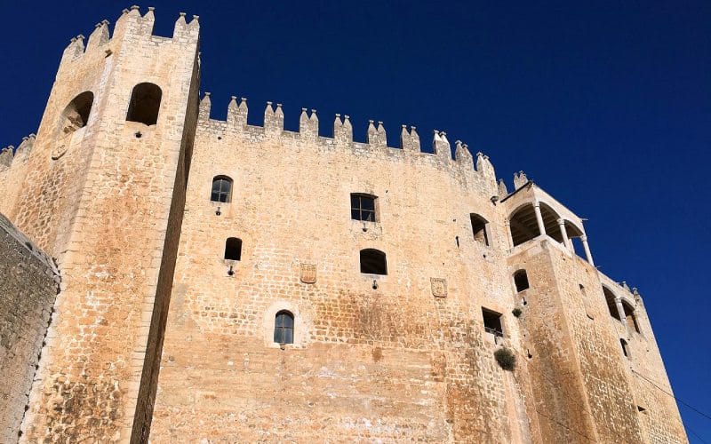 Muros de la zona palaciega del castillo de Vélez-Blanco