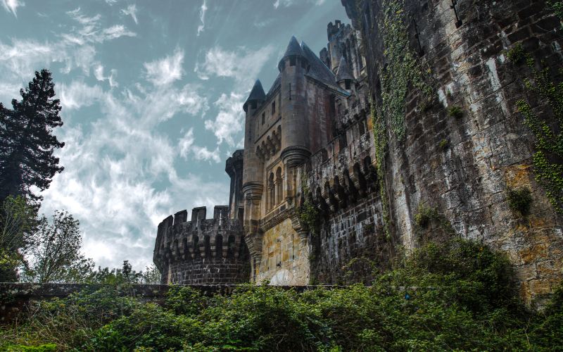 Frontal del castillo de Butrón