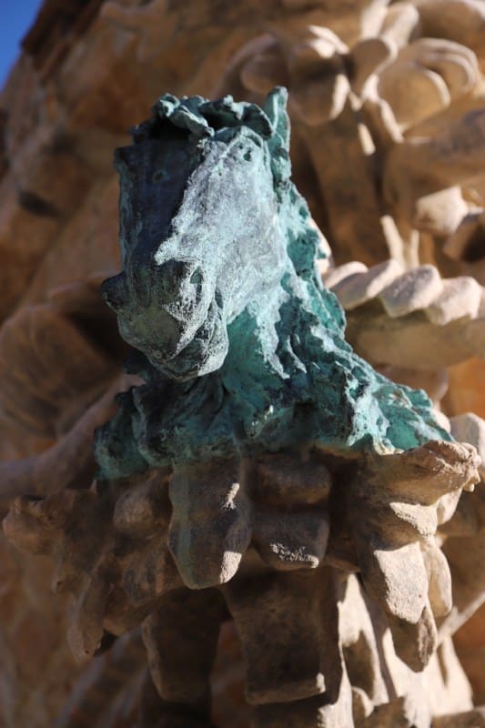 Simbolismo de Pinzón en el castillo de Colomares