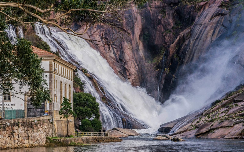 Vista a la cascada