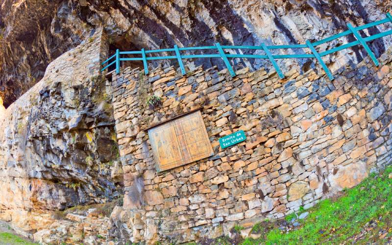 Entrada a la Ermita de San Úrbez
