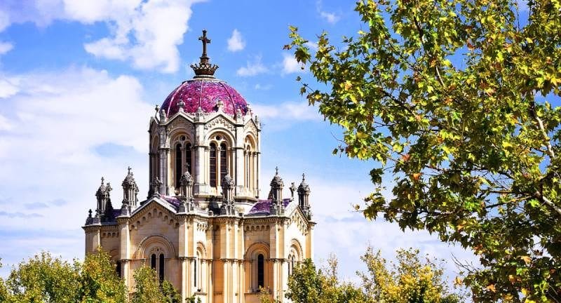 Panteón de la Duquesa del Sevillano o de la Condesa de la Vega del Pozo en Guadalajara