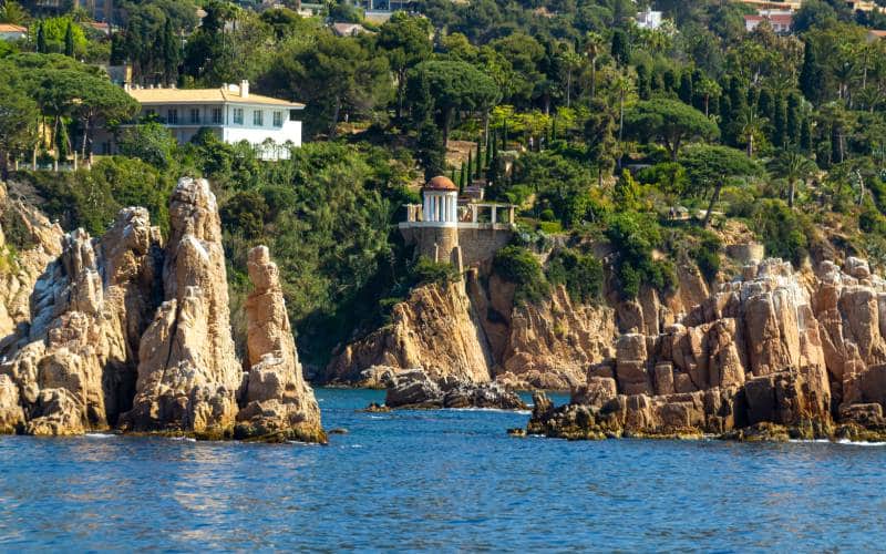 Jardín de Marimurtra desde el Mediterráneo