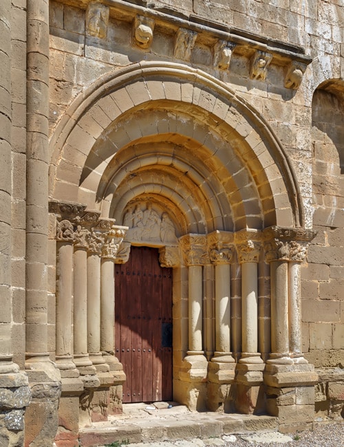 Iglesia de Santiago en Agüero
