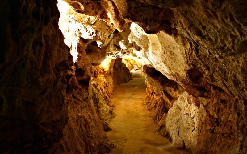 Pasillos en la cueva del Tesoro