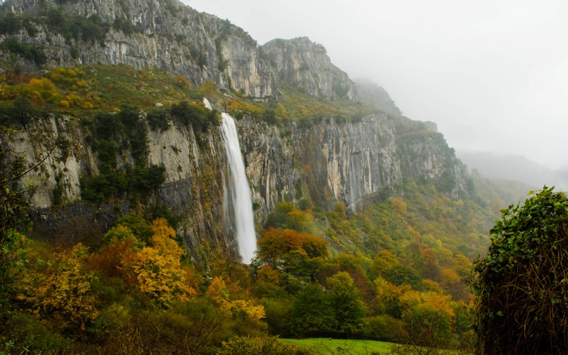 Nacimiento del río Asón en Cantabria