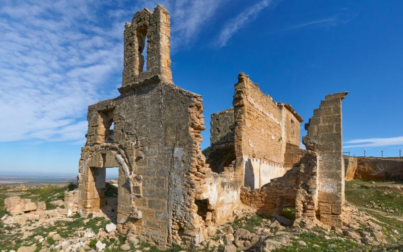 Foto 7:Ruinas de la Ermita de la Vía Sacra, situada en las canteras de Osuna, Sevilla