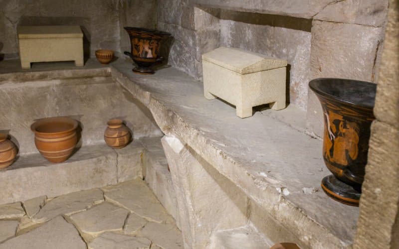Réplica del interior de una estancia en la Cámara Sepulcral de la Toya