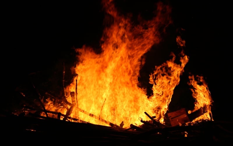 Fogata tradicional de San Juan