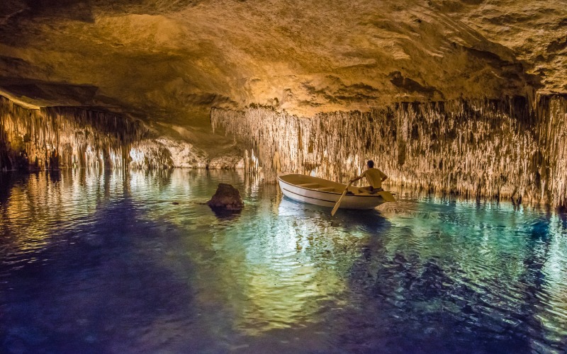 Cuevas del Drach