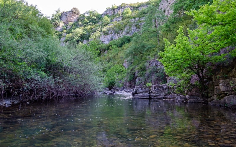 Una de las muchas postales que deja el río Leza a su paso