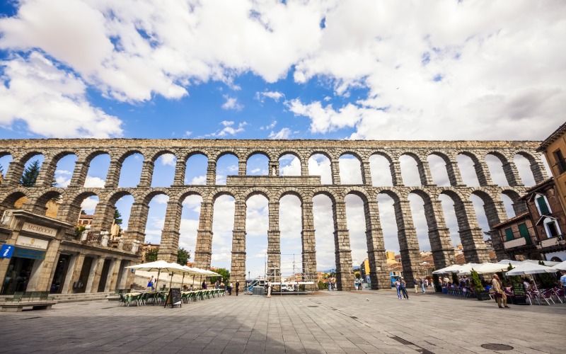 Acueducto de Segovia desde la Avenida del Acueducto