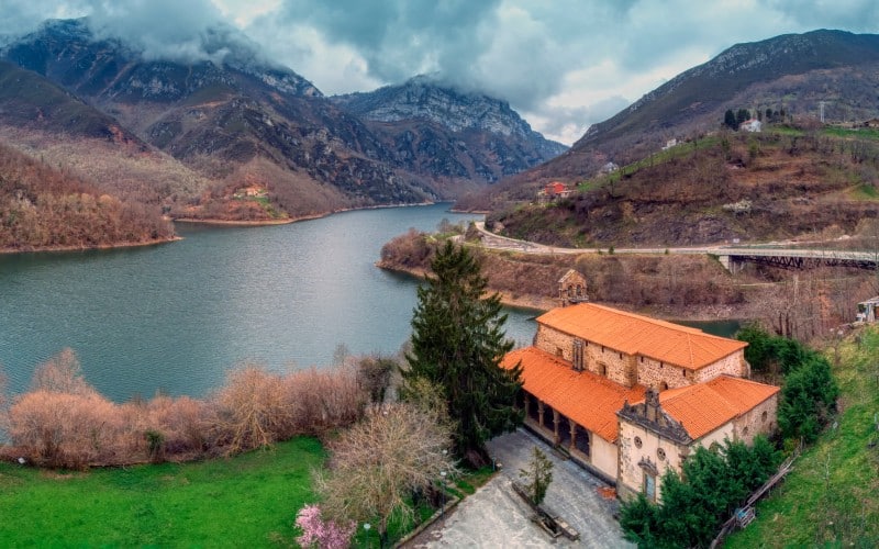 Las majestuosas vistas desde Santa María la Real cautivan a cualquiera