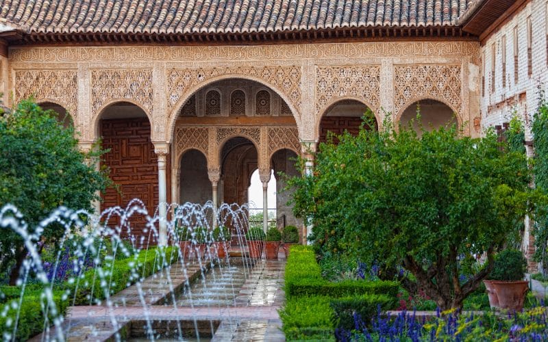 Patios del Generalife de la Alhambra de Granada