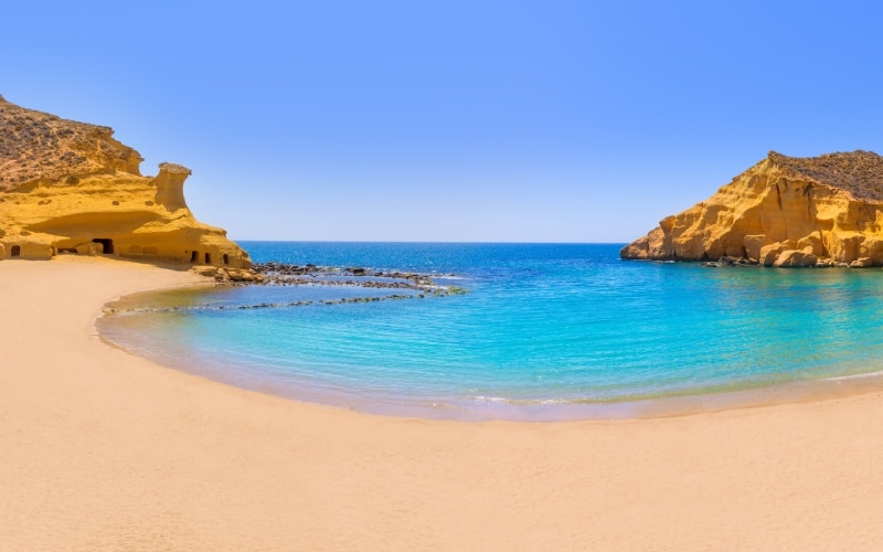 Cala Cerrada, Playa de los Cocedores
