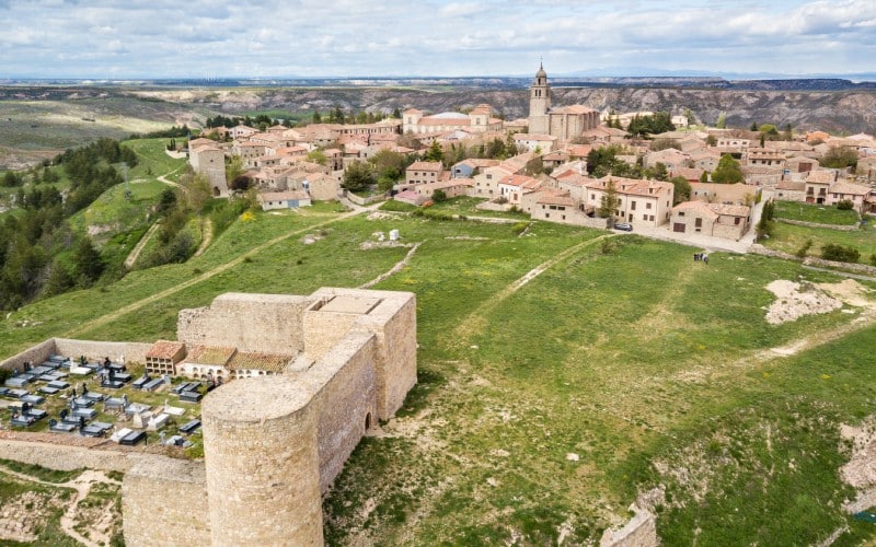 Medinaceli y su castillo