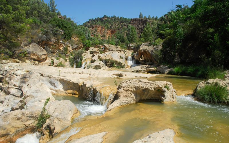 Piscinas naturales en las Chorreras de Enguídanos