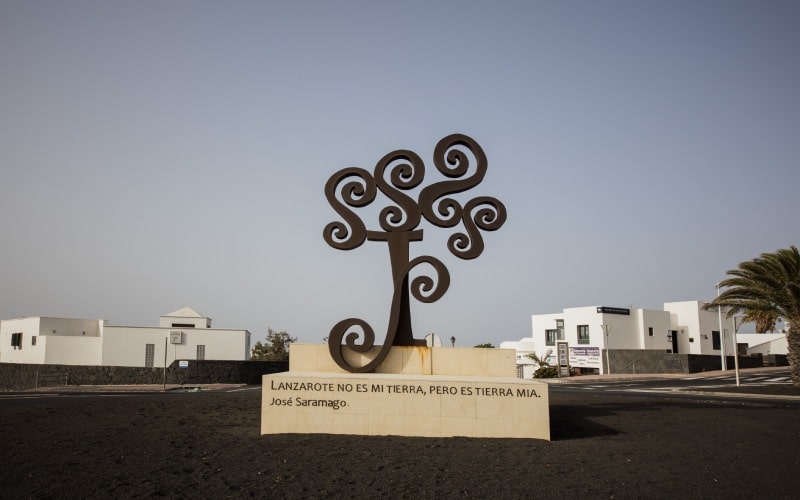 Rotonda dedicada a José Saramago en Lanzarote