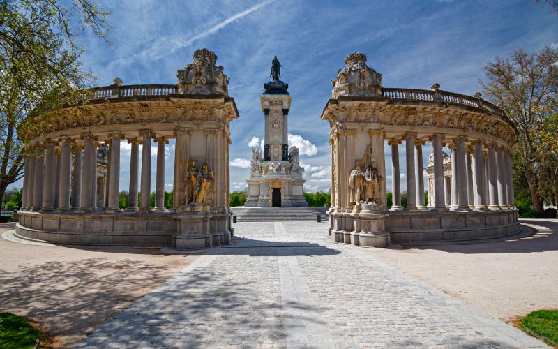 Visión panorámica monumento Alfonso XII