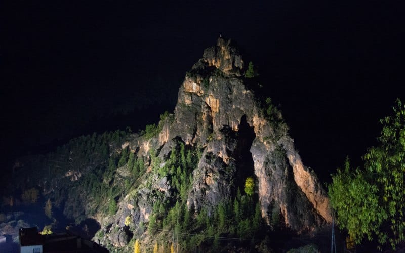 Los Picarzos, Aýna y Santa María de lo Alto de noche