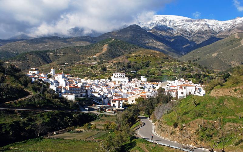 Sedella es una bella población entre montañas