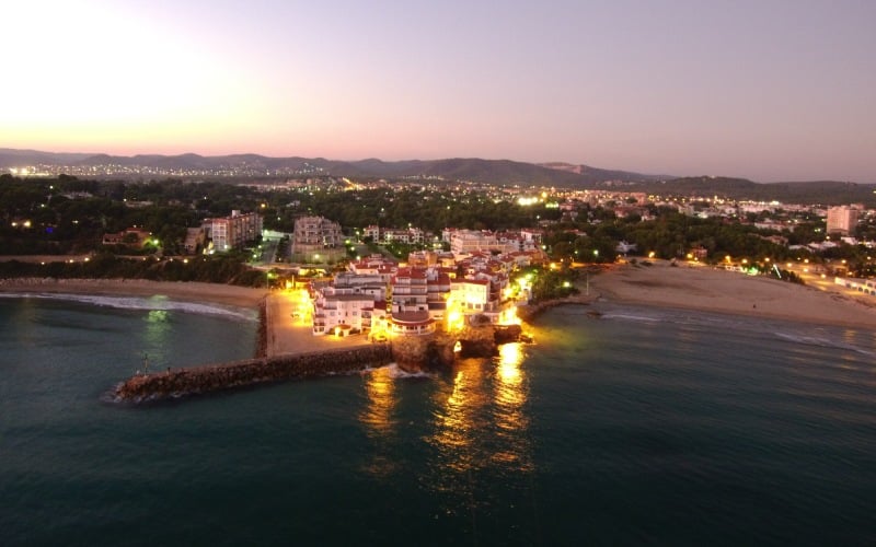 Vista nocturna del Roc de Sant Gaietà