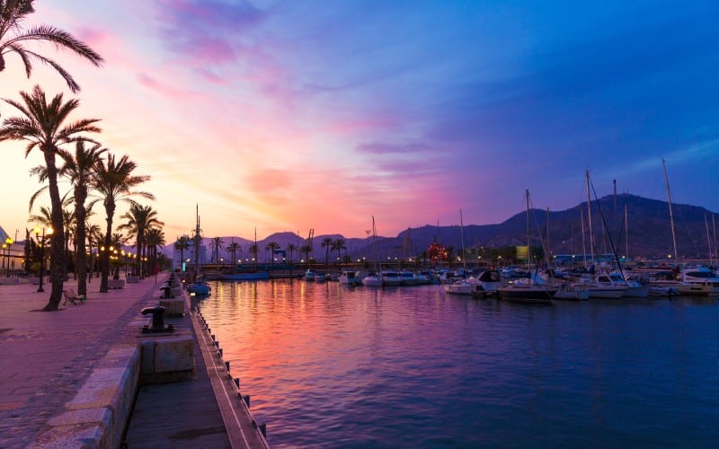 Atardecer en el puerto deportivo de Cartagena