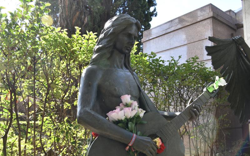 Escultura de Antonio Flores