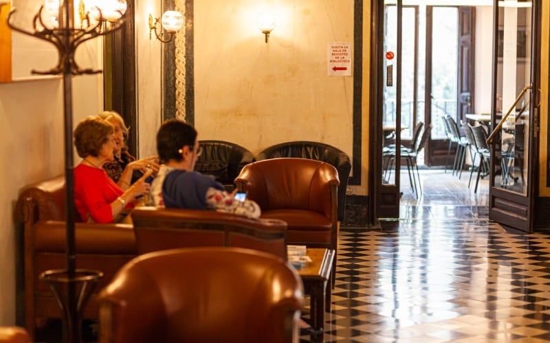 Interior del Ateneu Barcelonès