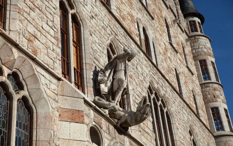 Detalle de la fachada de Casa Botines