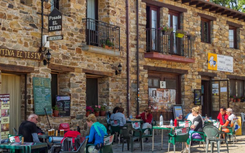 Peregrinos en Rabanal del Camino