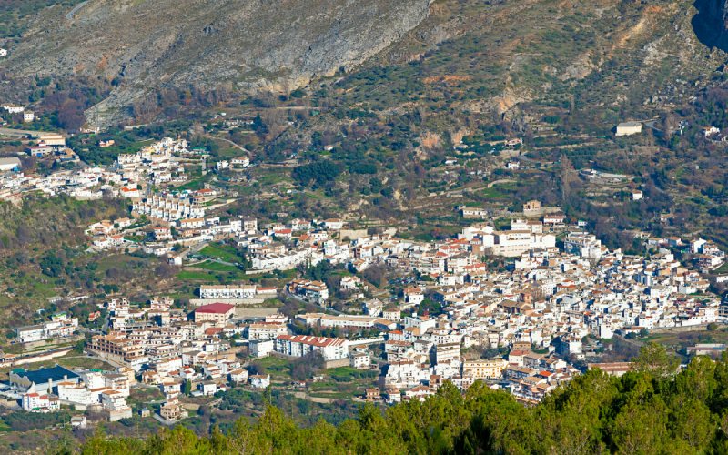 Güejar Sierra, el pueblo granadino perfecto para comenzar esta excursión