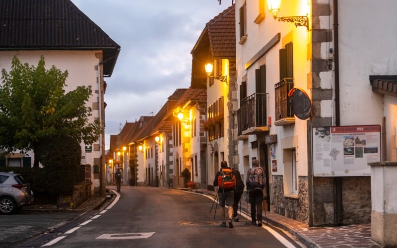 Peregrinos en Burguete
