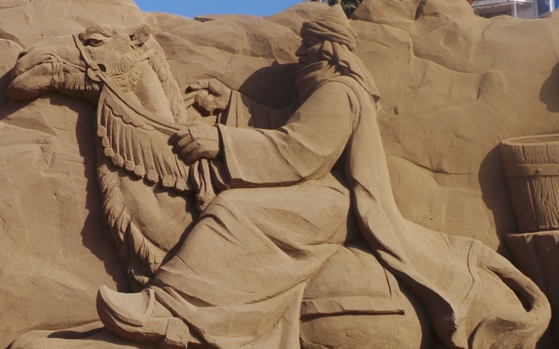 Belén de arena en la playa Las Canteras de Las Palmas de Gran Canaria