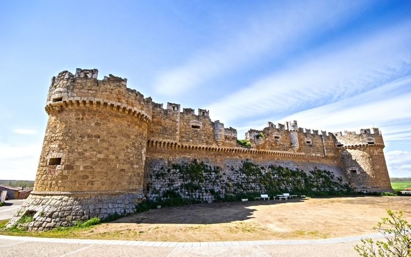 Castillo de Grajal de Campos