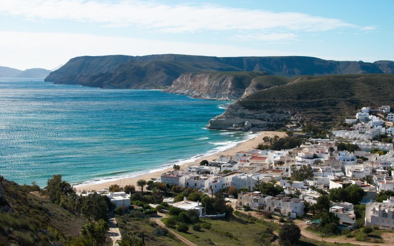 Vista de Agua Amarga, un edén de paz y tranquilidad