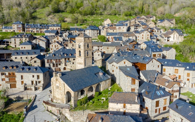 El color característico de este pueblo del Pirineo catalán