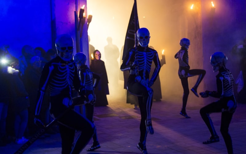 Danza de los muertos de Girona