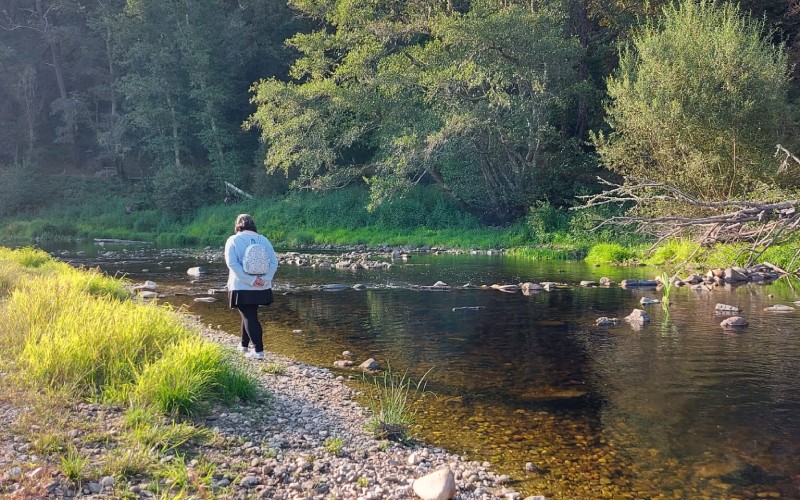Paseos a orillas del río Arnoia, en Galicia