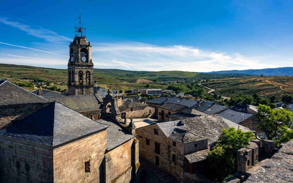 Puebla de Sanabria resulta un conjunto espectacular