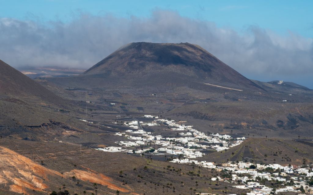 Volcán de la Corona