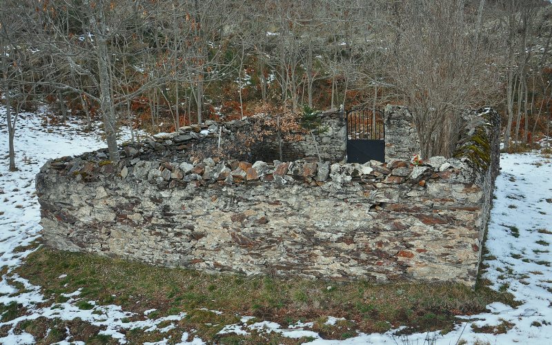 El cementerio más pequeño de España