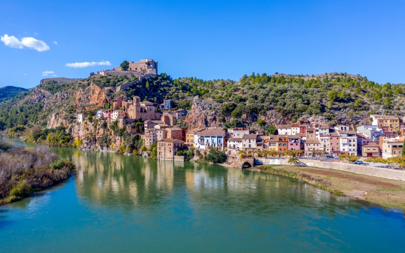 Miravet y su espectacular castillo