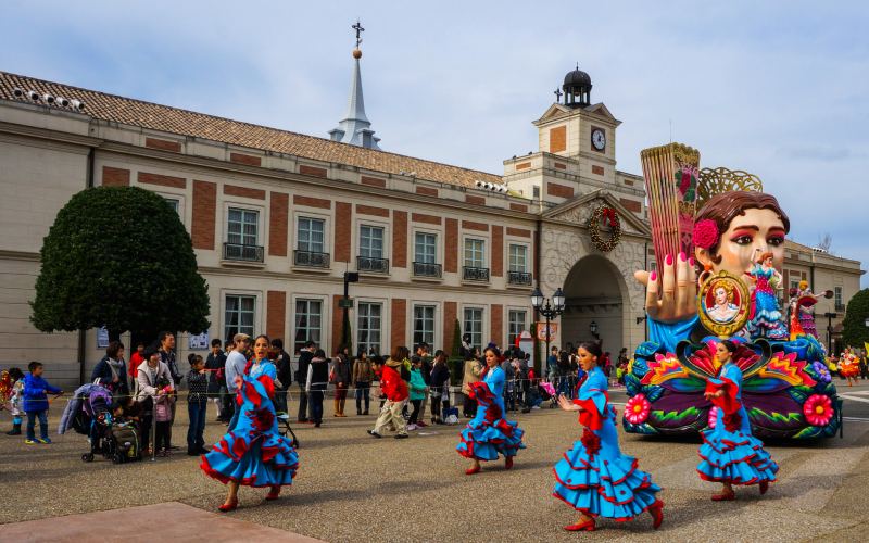 Réplica plaza Mayor Shima Spain Village